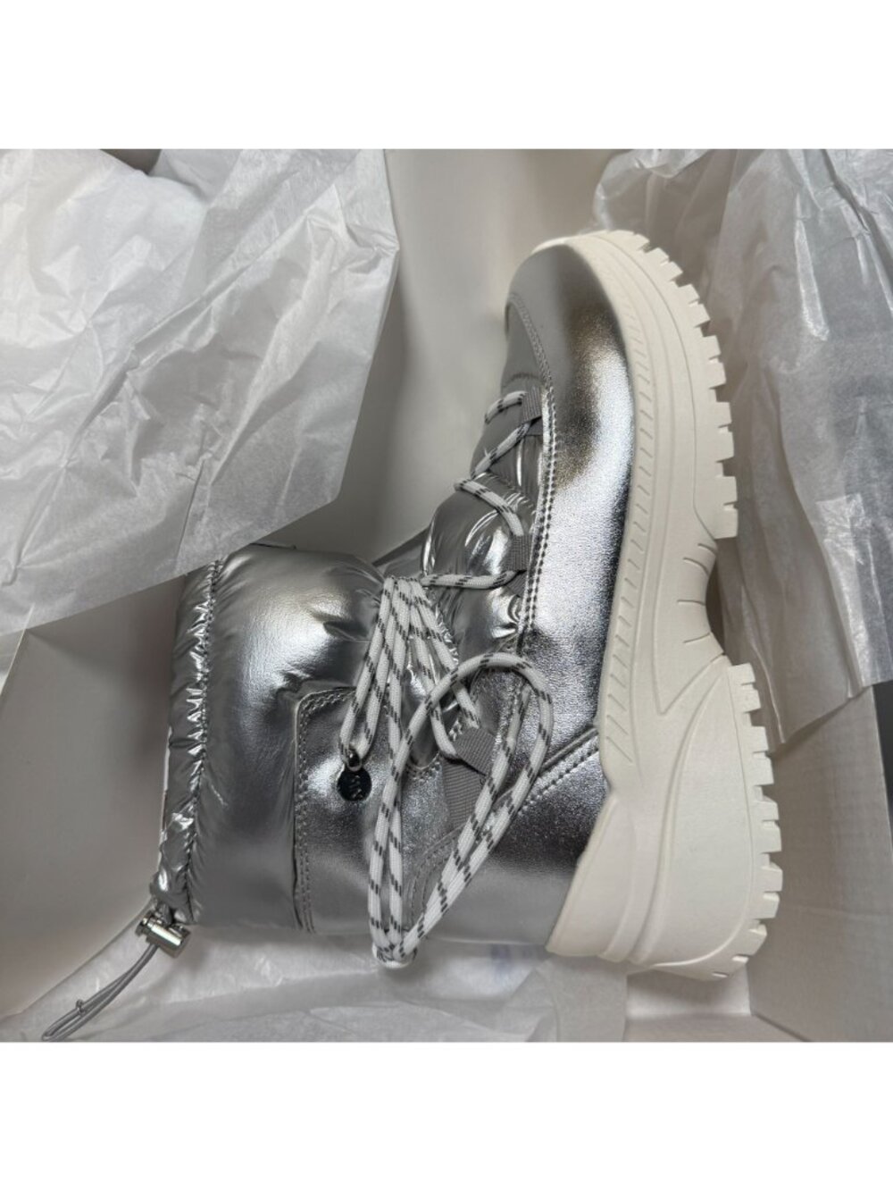 Nine West Dyme Women's Lace-up Casual Ankle Boots Silver Size 8.5 NEW - Picture 2 of 6